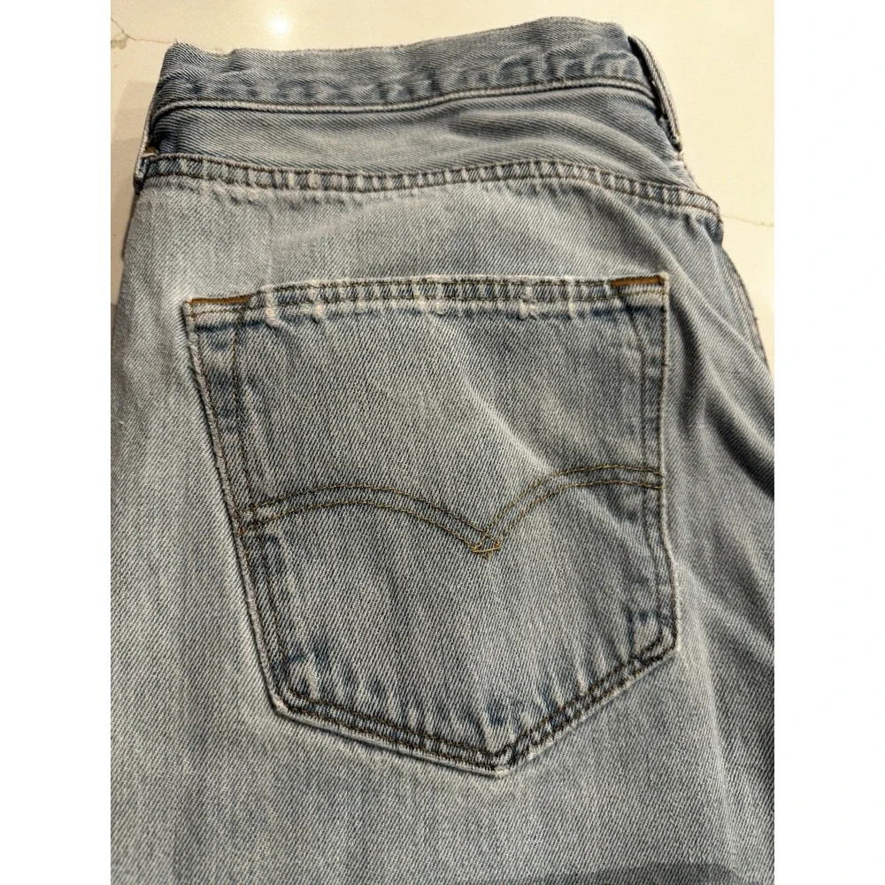 Vintage Levis 501 Jeans Straight Mens Size 36x35 Light Wash Denim Y2K Pants